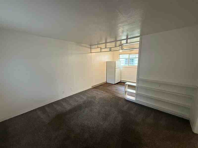 233 Kearney St S - Photo 2 of 11