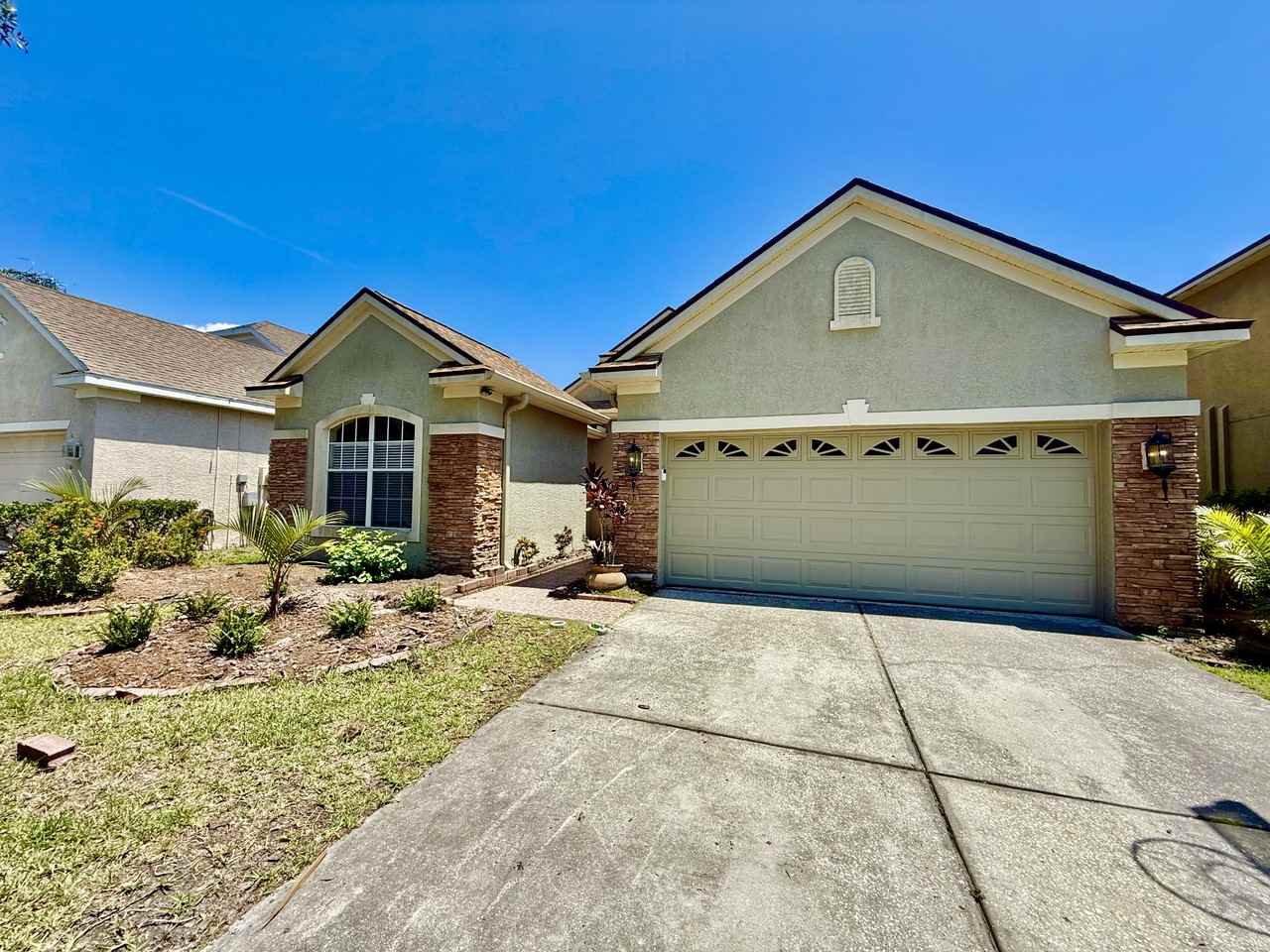 11242 Blacksmith Dr - Photo 2 of 38