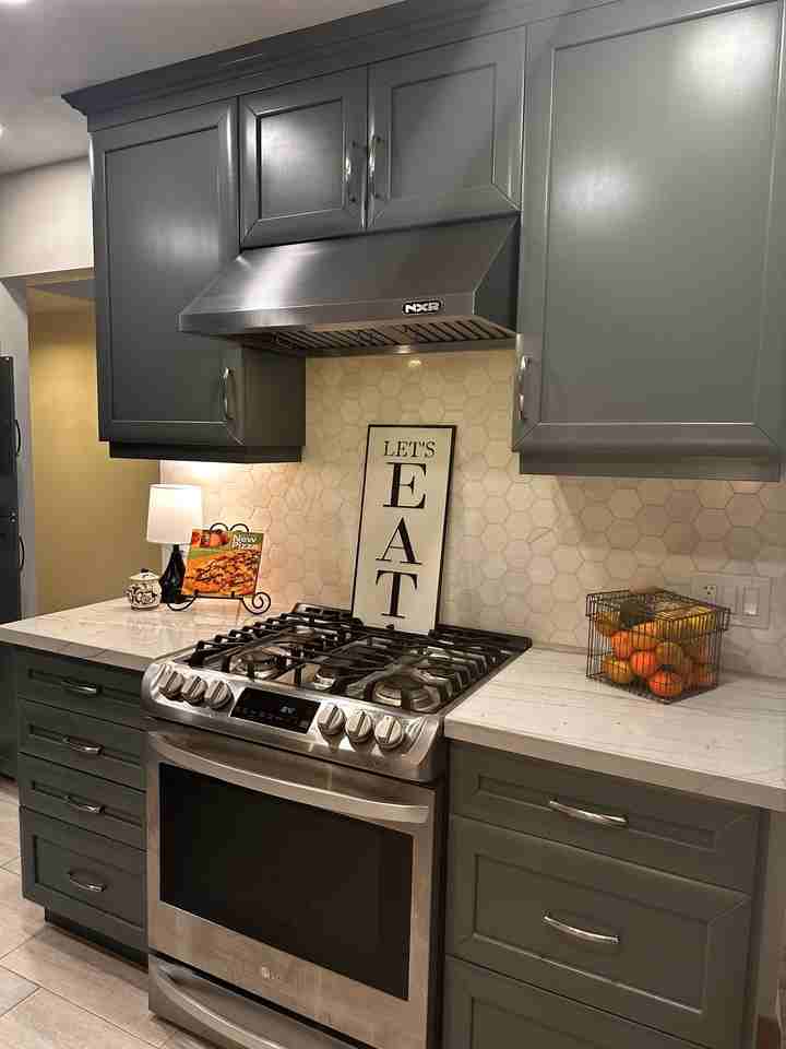 3759 Erlewine Cir - Photo 3 of 18