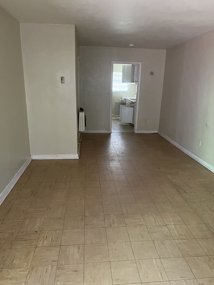 717 9Th Ave - Photo 2 of 9