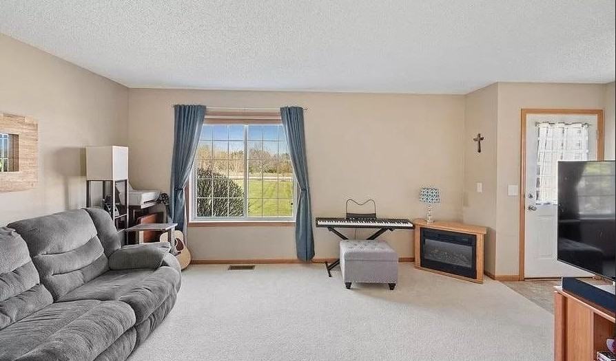7204 147th Ter Nw - Photo 3 of 12