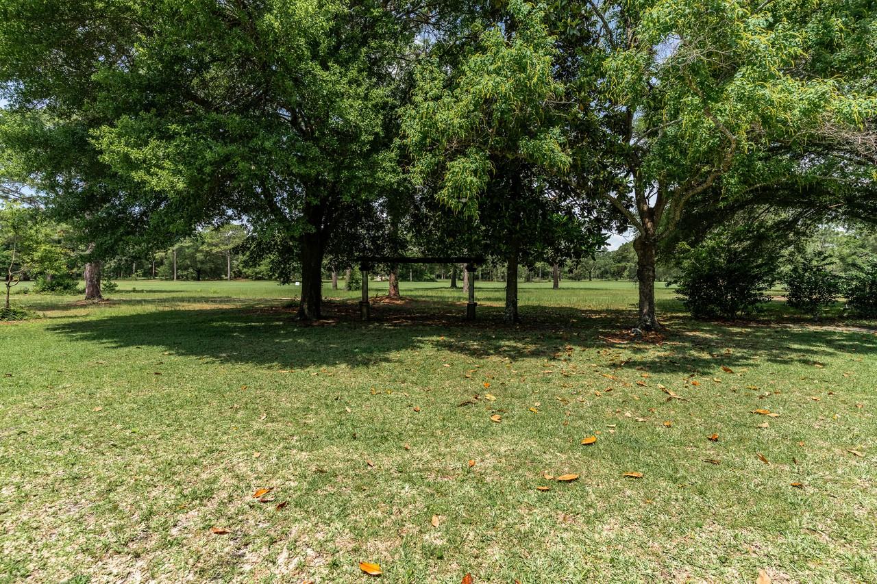 631 Country Club Ave Ne - Photo 5 of 22