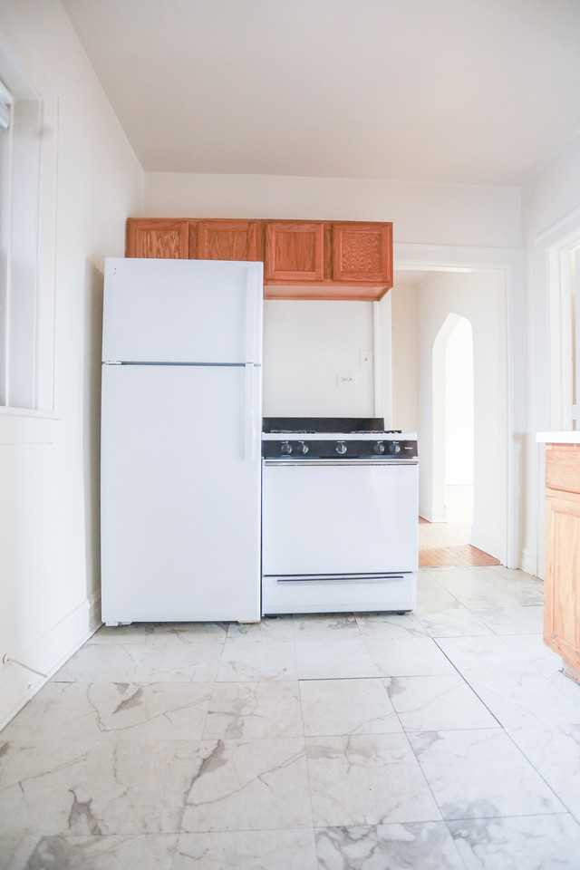 6655 N Ashland Ave #G - Photo 2 of 9