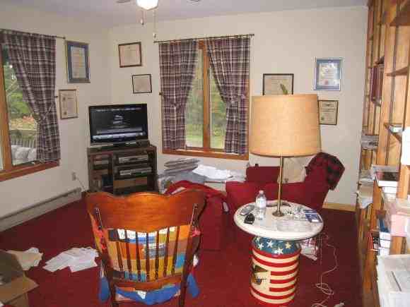 1268 Lakeshore Dr - Photo 2 of 22