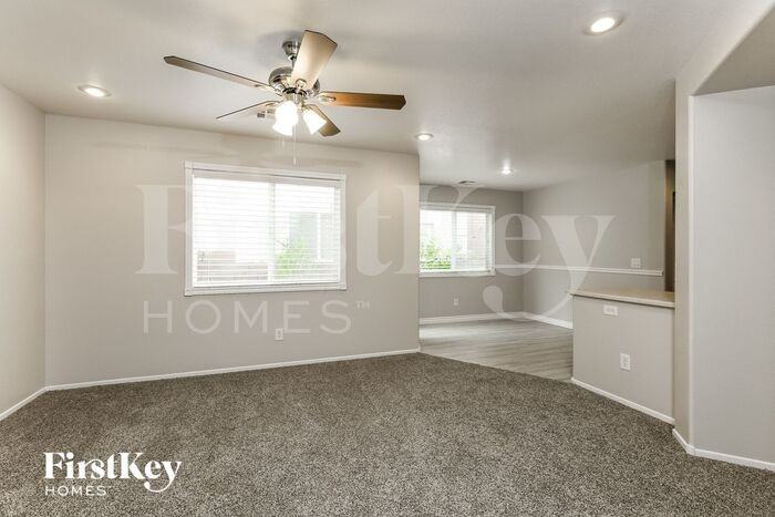 7427 Margollini St - Photo 2 of 15