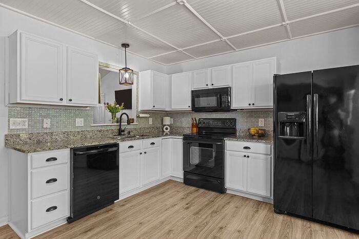 14 Shire Ct - Photo 3 of 5