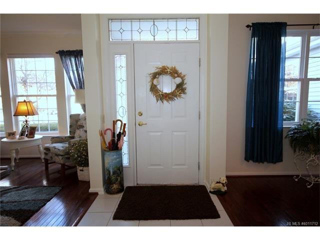 7 5 Bridges Ct - Photo 3 of 32