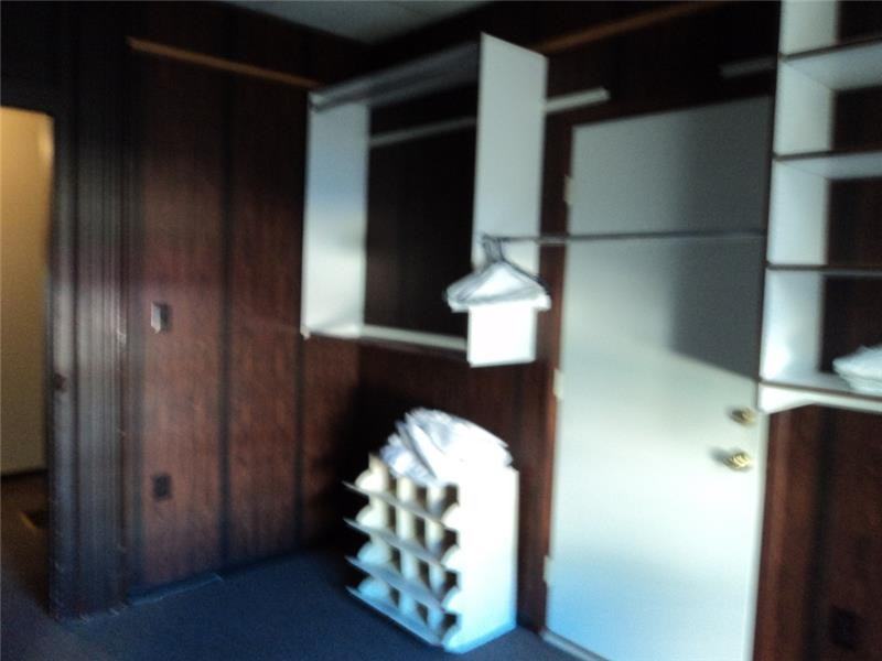 118 W Main St - Photo 3 of 5