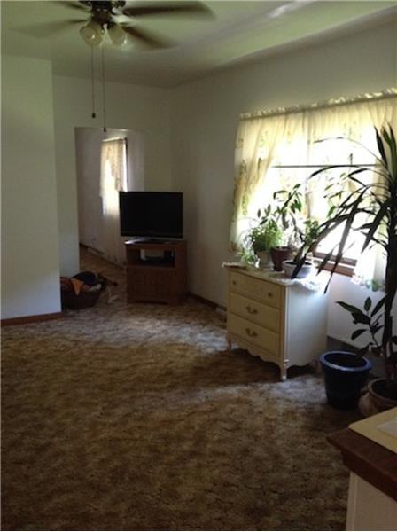 519 Washington St - Photo 2 of 11