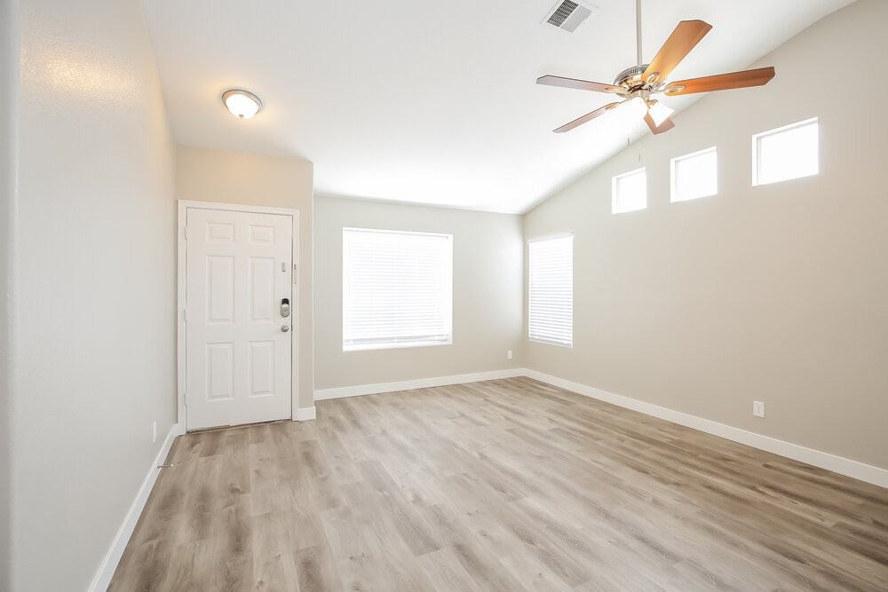 3214 Avawatz Ct - Photo 3 of 16