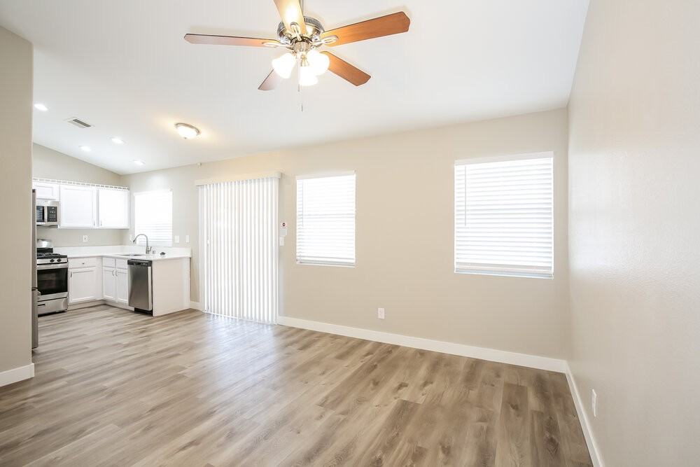 3214 Avawatz Ct - Photo 5 of 16