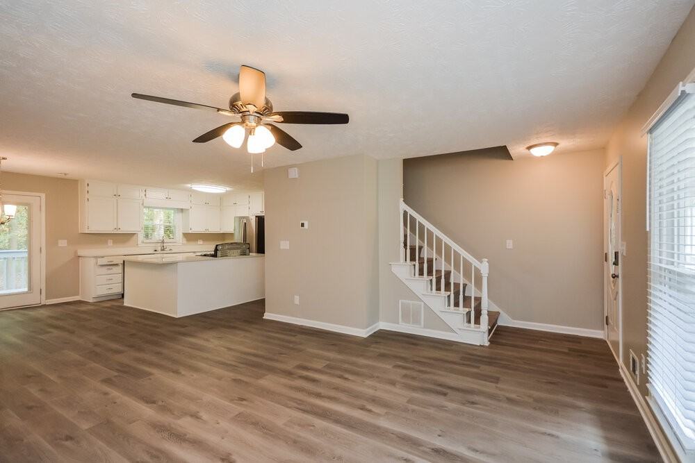 9136 Tara Dr Sw - Photo 5 of 17
