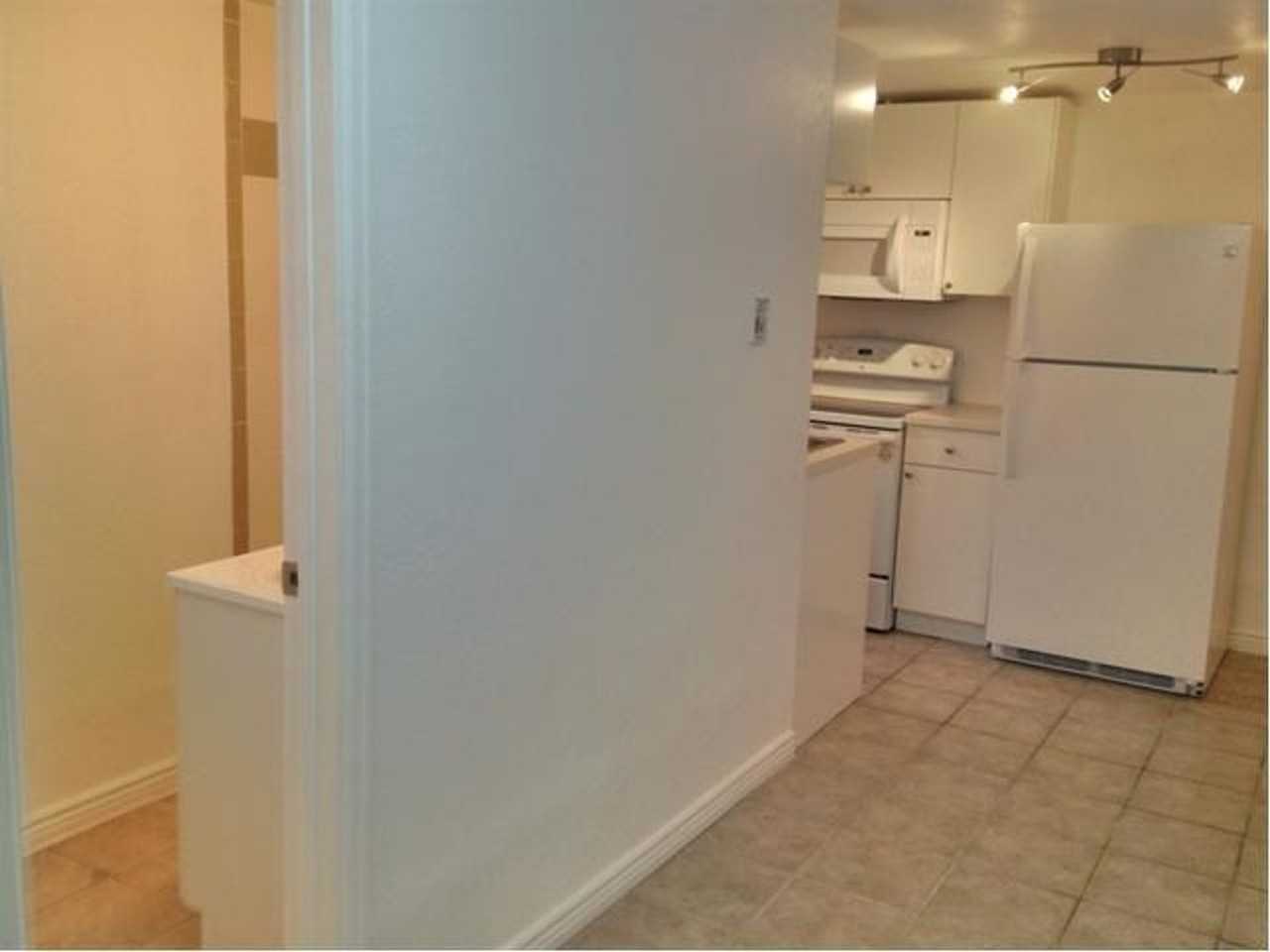 2015 Marshall Street - Photo 4 of 23