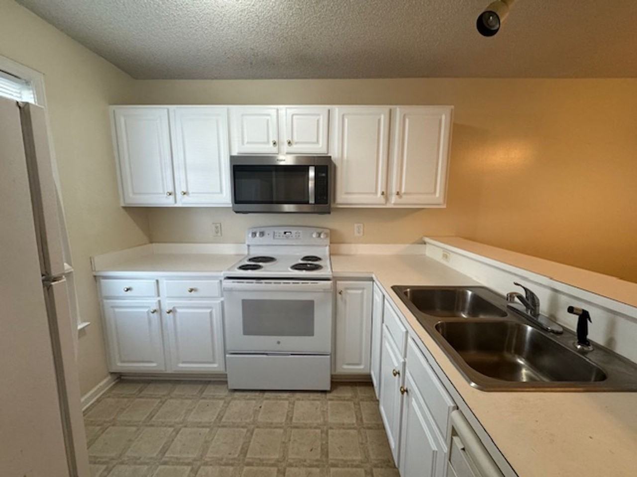 4639 Mcclelland Dr #Q104 - Photo 4 of 17