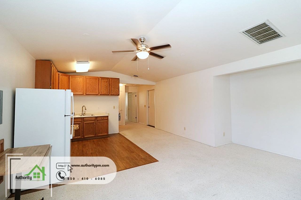 2265 Hartnell Ave - Photo 3 of 13