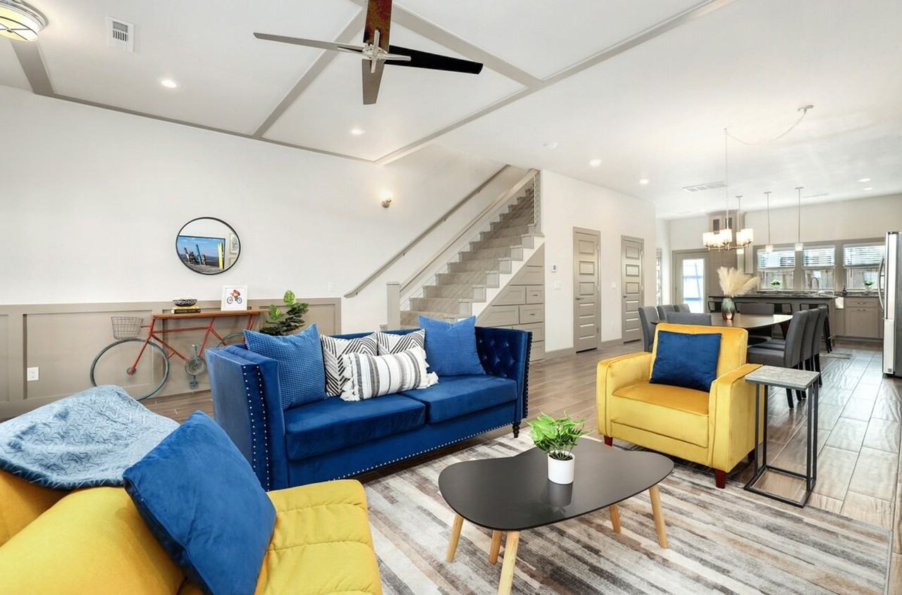 414 Nw Retreat Ln #1221809P - Photo 2 of 31