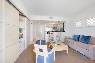 18683 Collins Ave - Photo 1 of 1