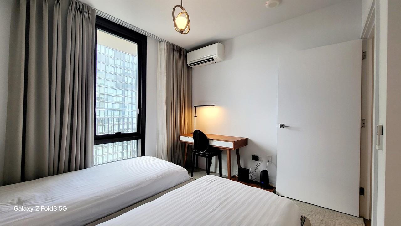 987 Queen St #3412 - Photo 2 of 10