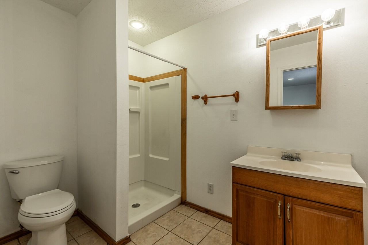 140 County Road - Photo 5 of 20