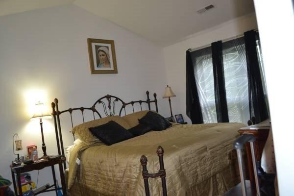 9186 Yarmouth Dr #E - Photo 5 of 13