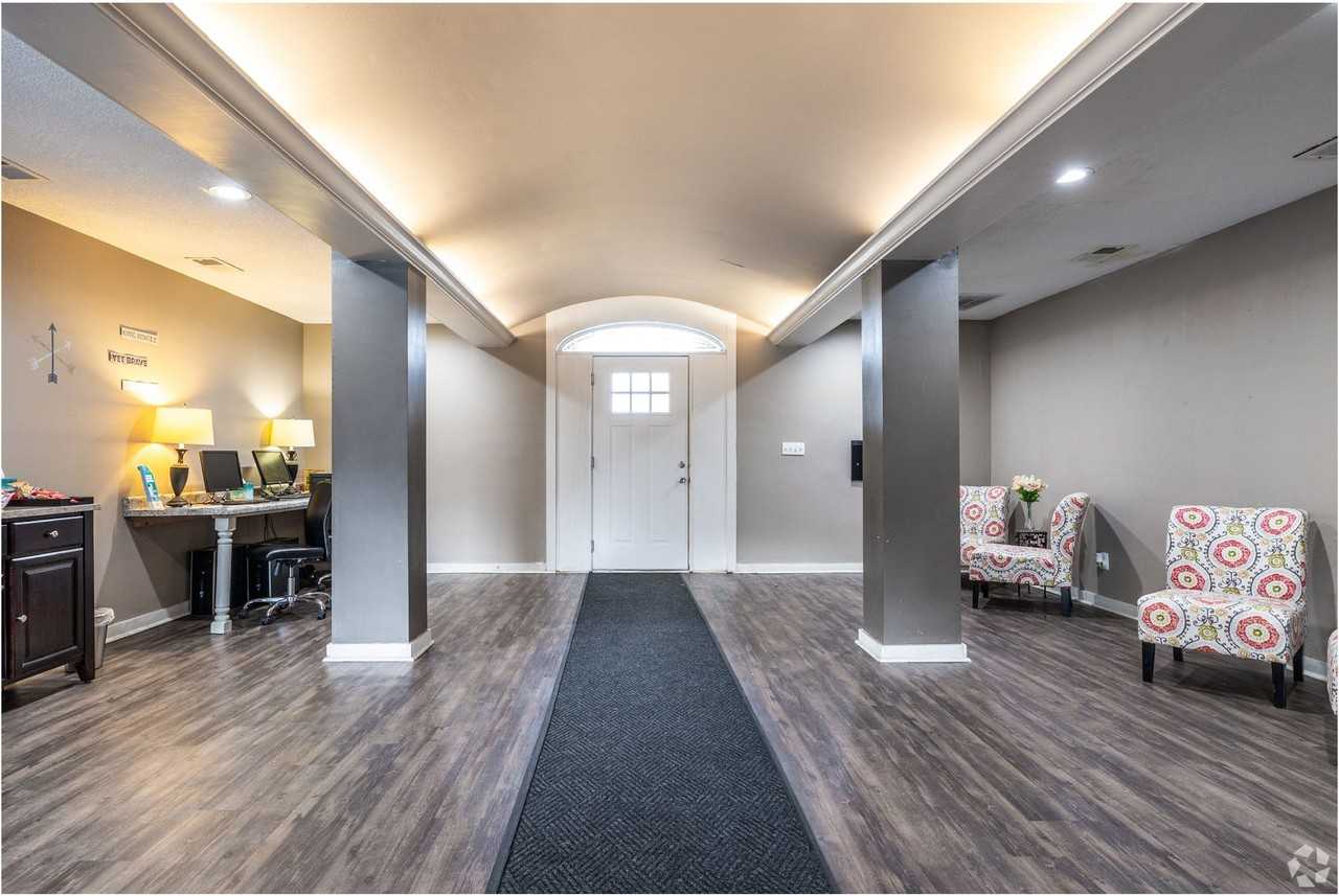 Emerald Hills Apartments - Photo 4 of 50