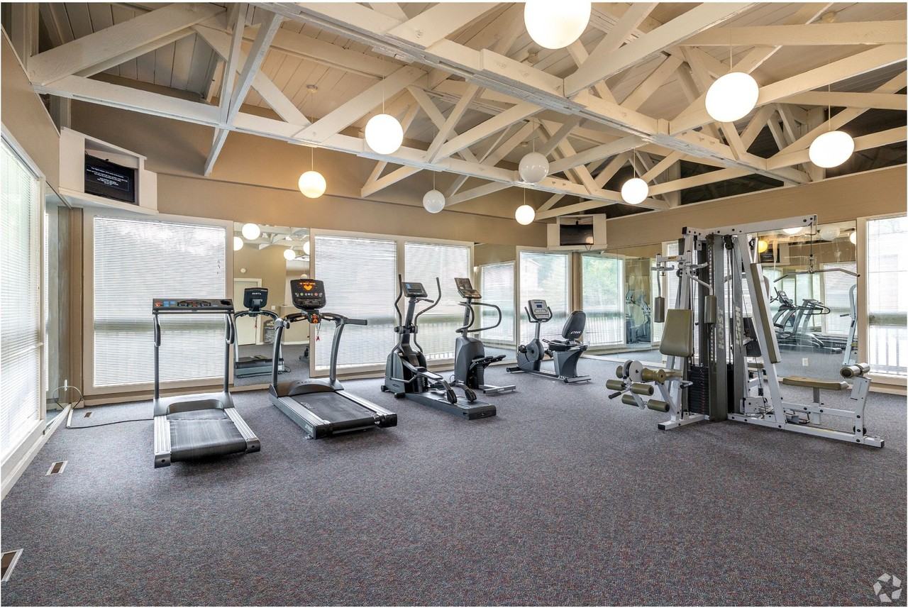 Emerald Hills Apartments - Photo 6 of 50