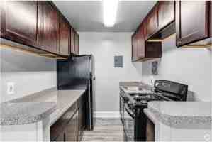 featured image of 3220 Swann Road