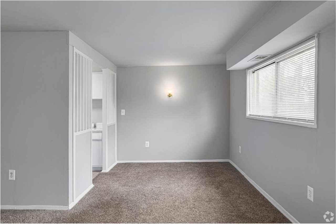 Madison Gardens Apartments - Photo 6 of 50