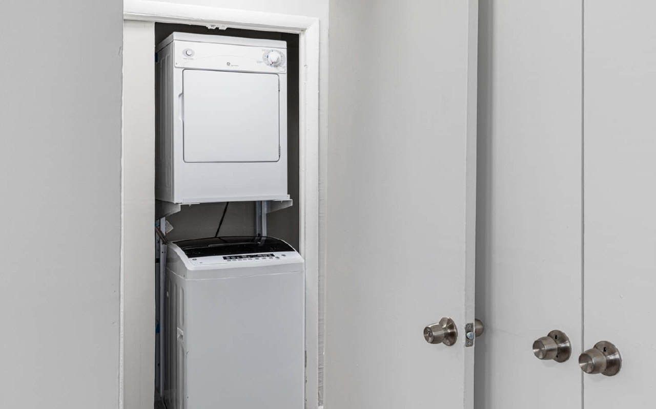 Regency Court Apartments - Photo 3 of 50