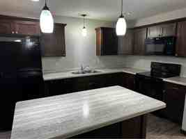 featured image of 1042 E Madison St #B