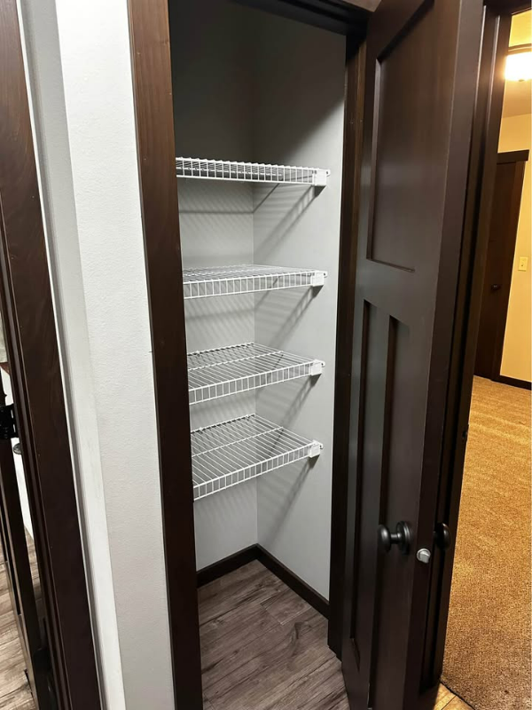 1042 E Madison St #B - Photo 6 of 14