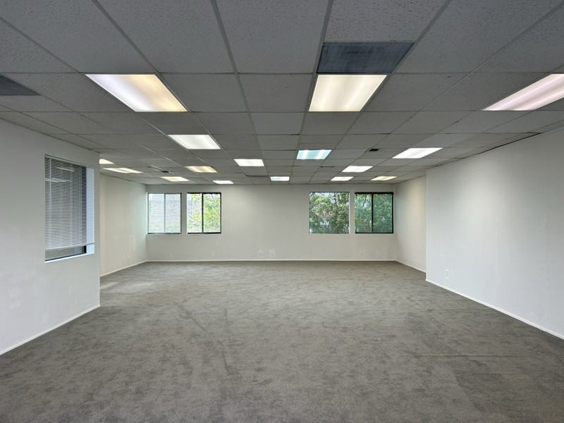 4683 Mercury St #H - Photo 3 of 4