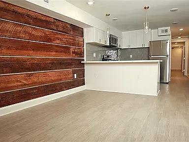 1806 7th St #A - Photo 6 of 13