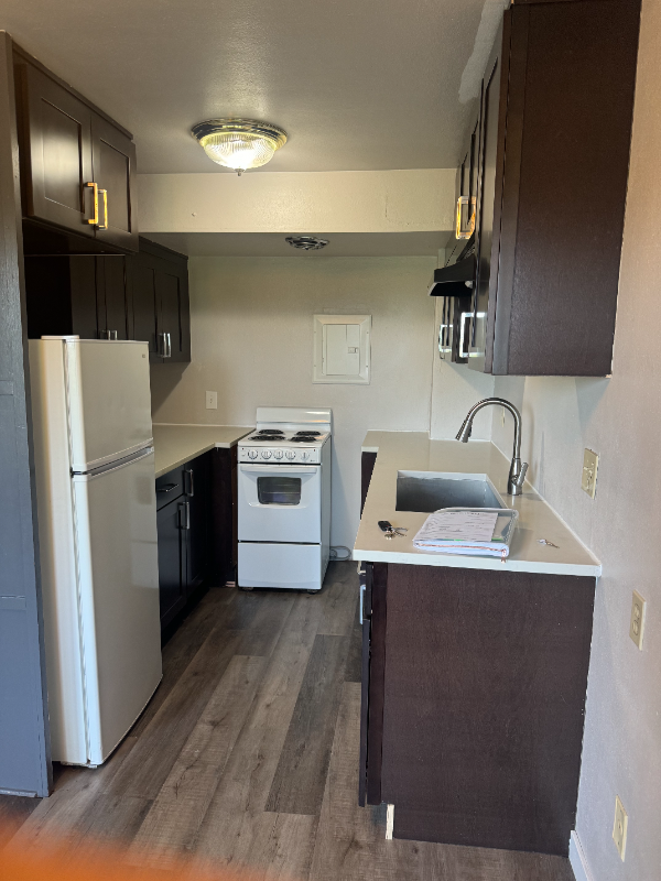 4742 22nd Ave Ne #4742 - Photo 5 of 13