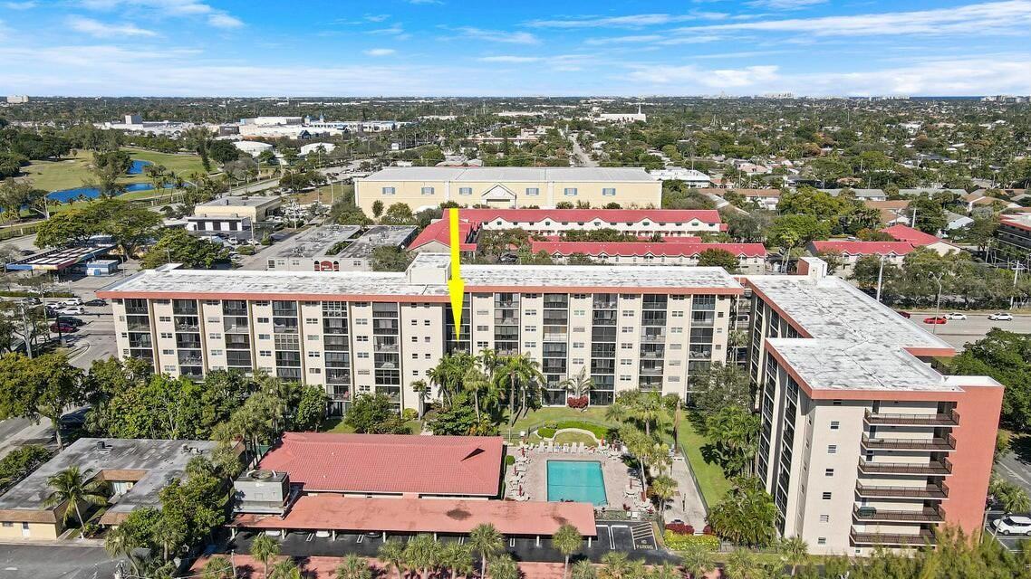 2350 Northeast 14th Street Causeway #406 - Photo 4 of 25