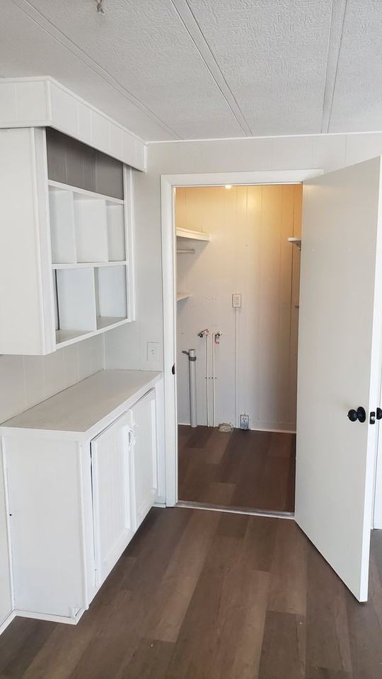 917 50th Avenue Plz W - Photo 5 of 24