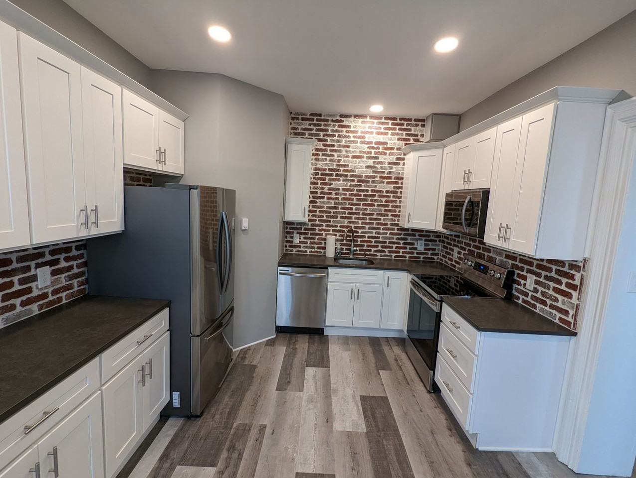 176 Main - Photo 2 of 24