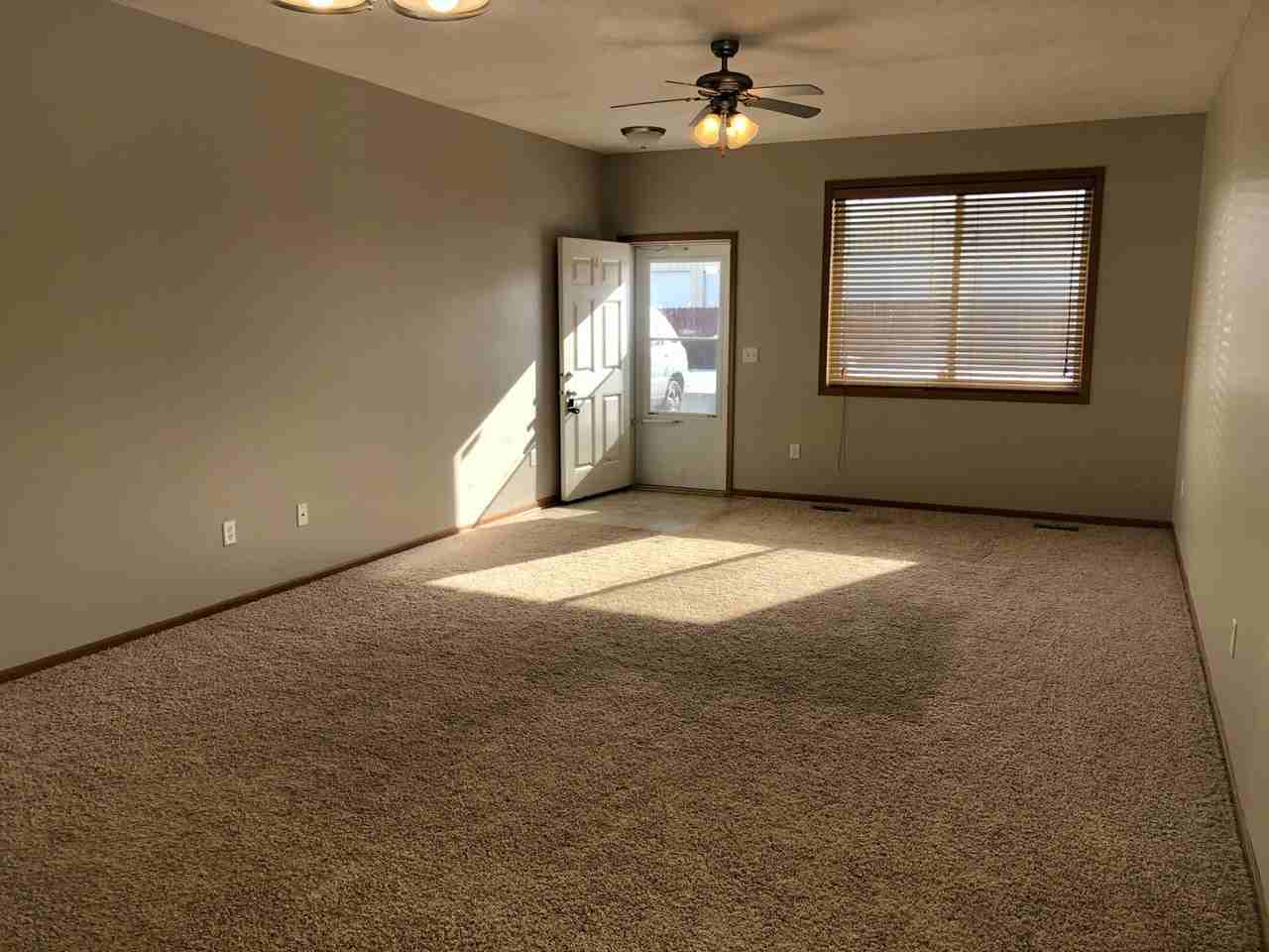 2735 N Broadway - Photo 4 of 24