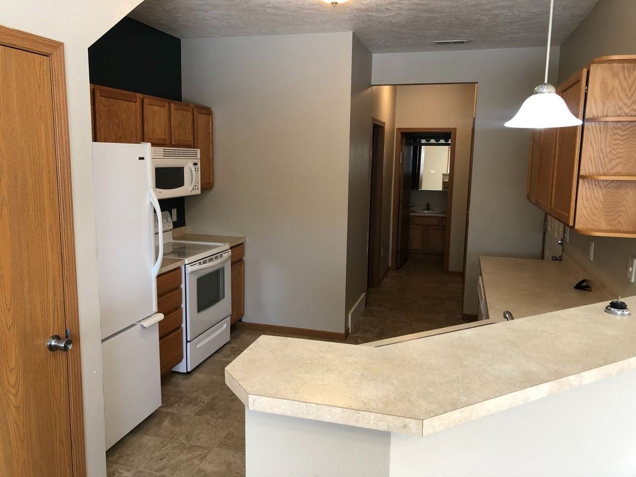 2735 N Broadway - Photo 5 of 24