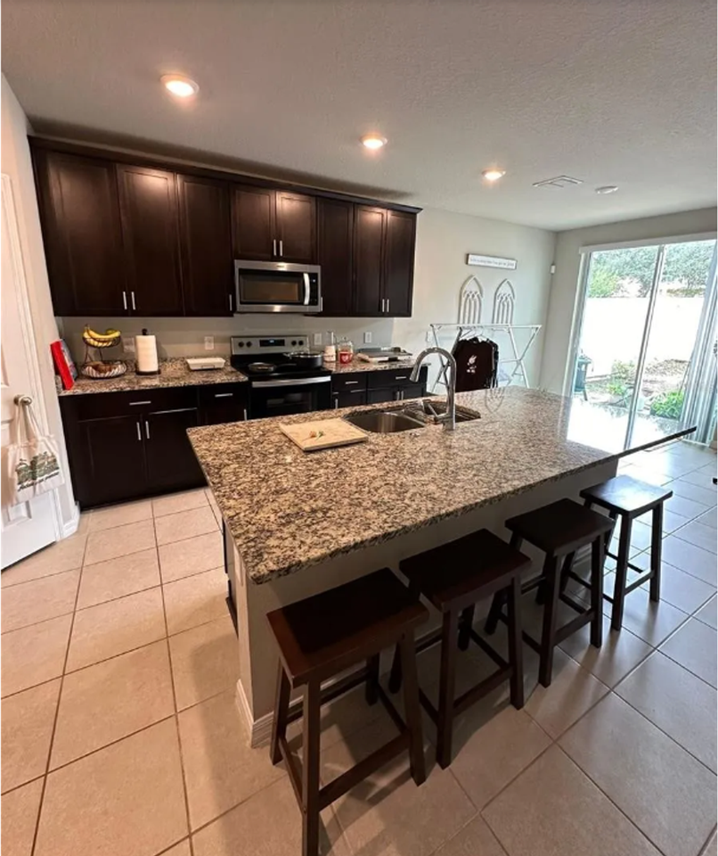 3072 Cassidy Ln - Photo 2 of 10