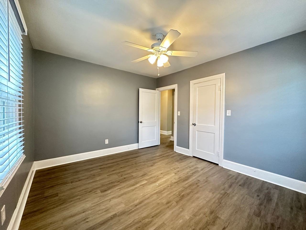 512 Pleasant St - Photo 7 of 13