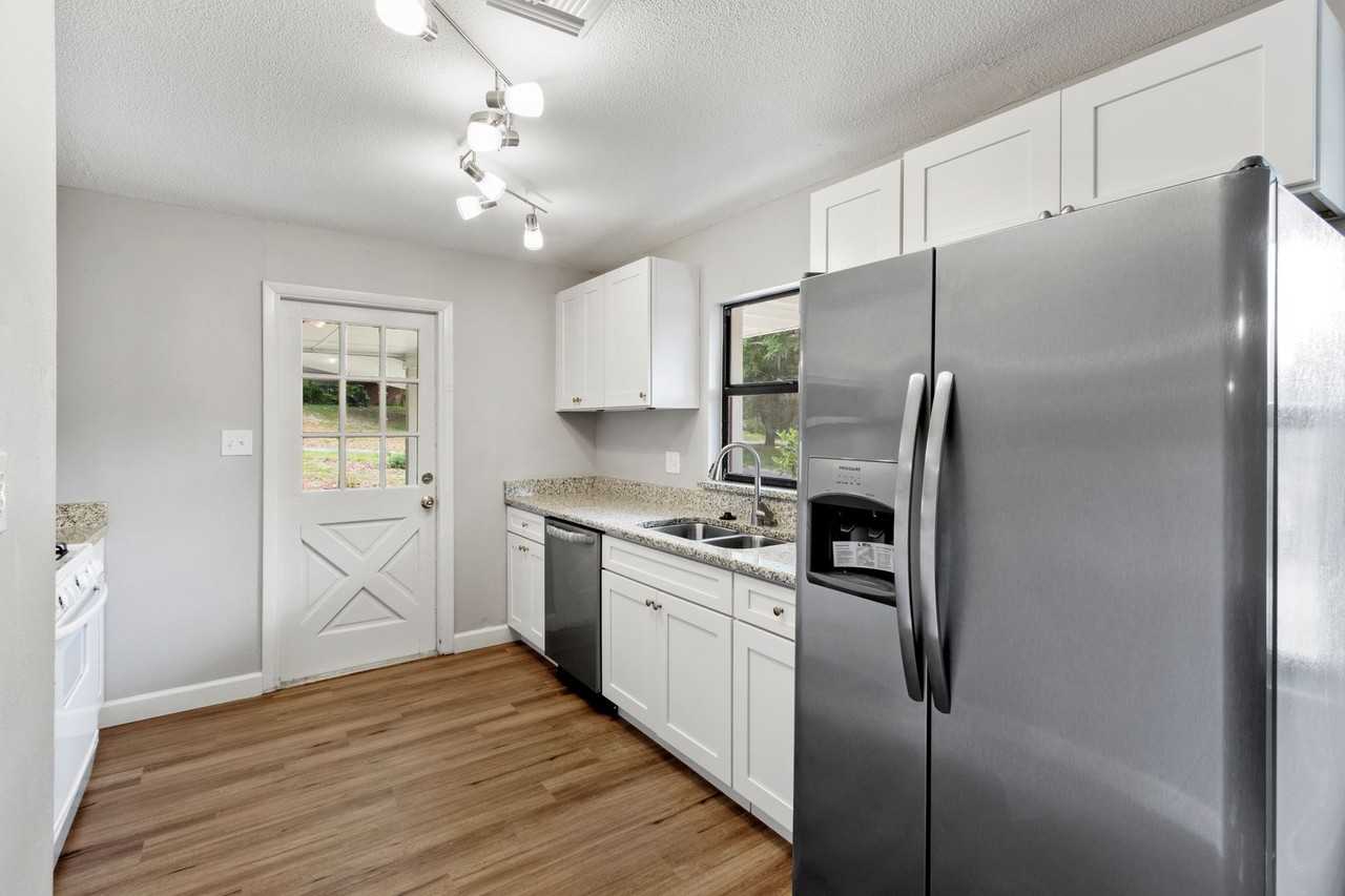 36124 E Spring Lake Blvd - Photo 3 of 16