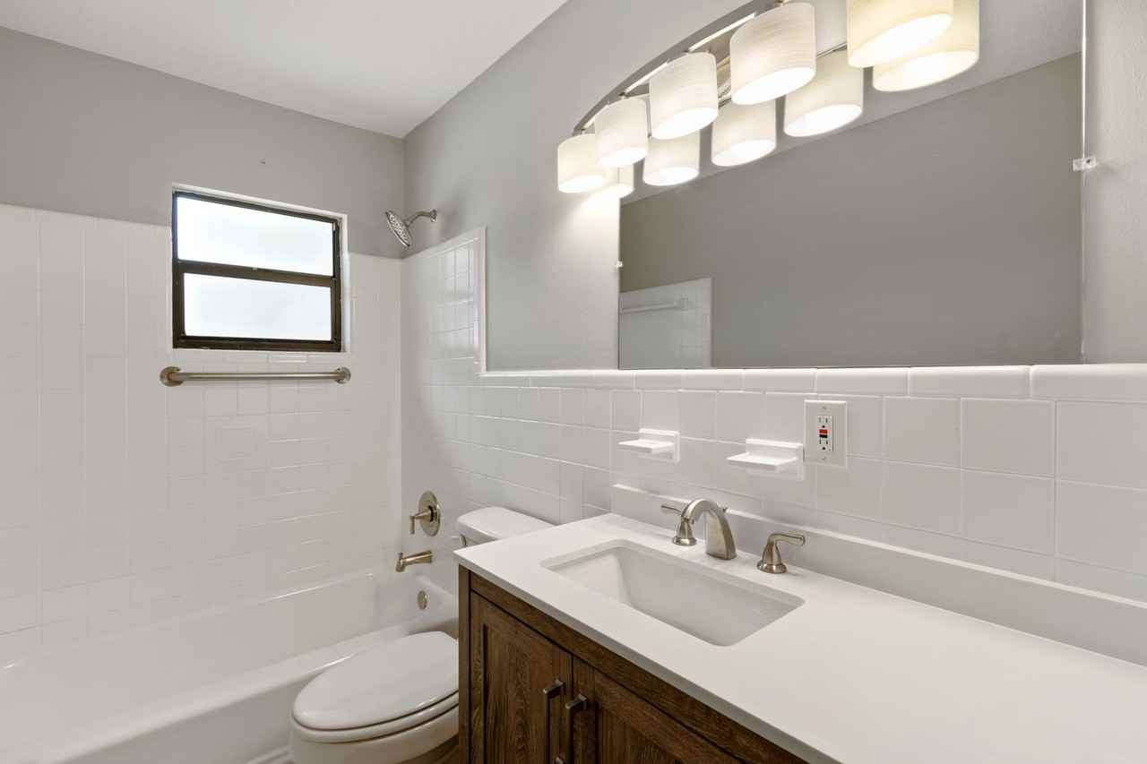 36124 E Spring Lake Blvd - Photo 4 of 16