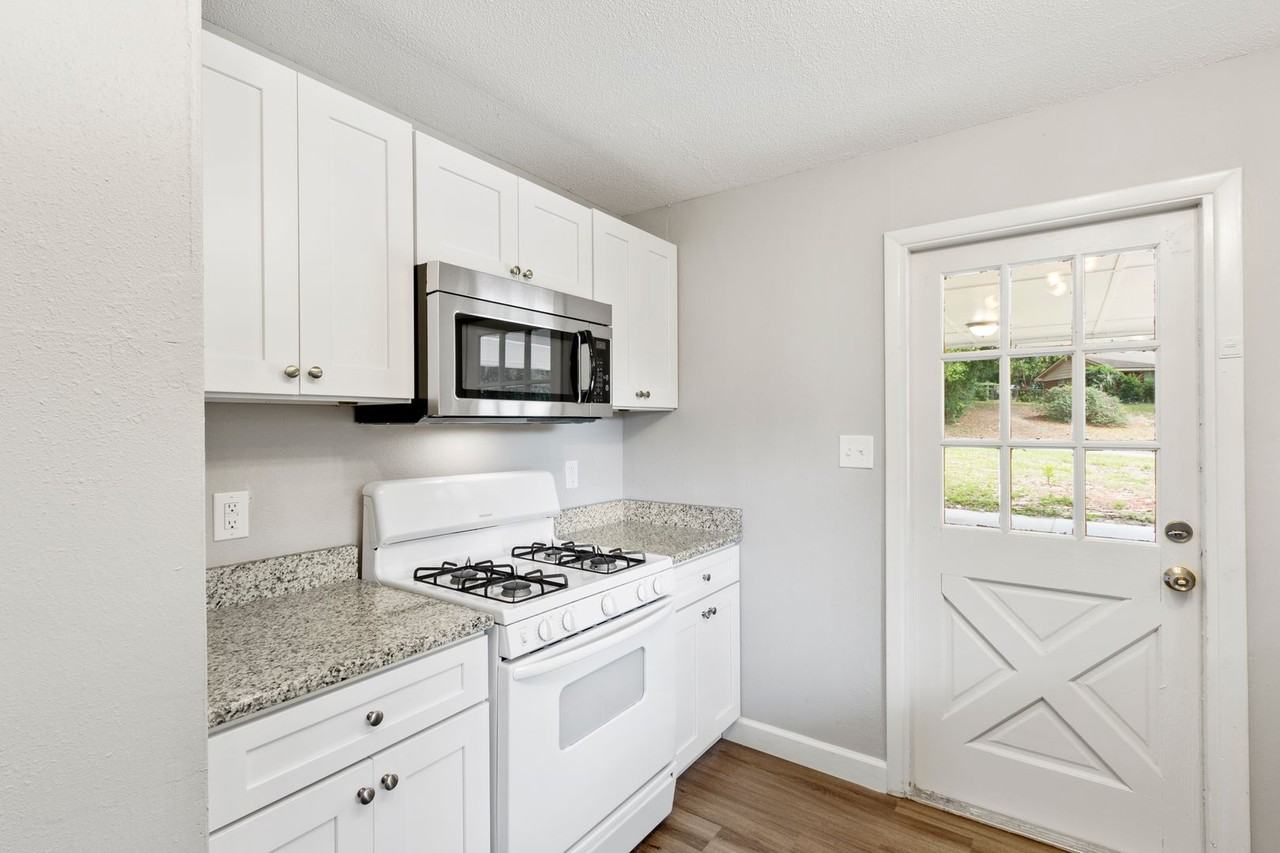 36124 E Spring Lake Blvd - Photo 6 of 16