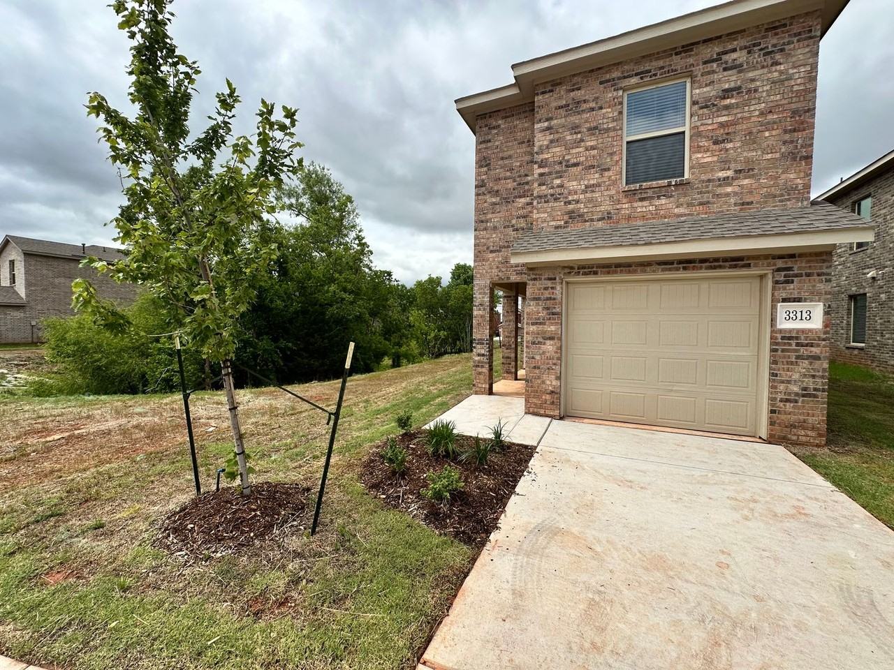 3313 Nw 148th St - Photo 2 of 27
