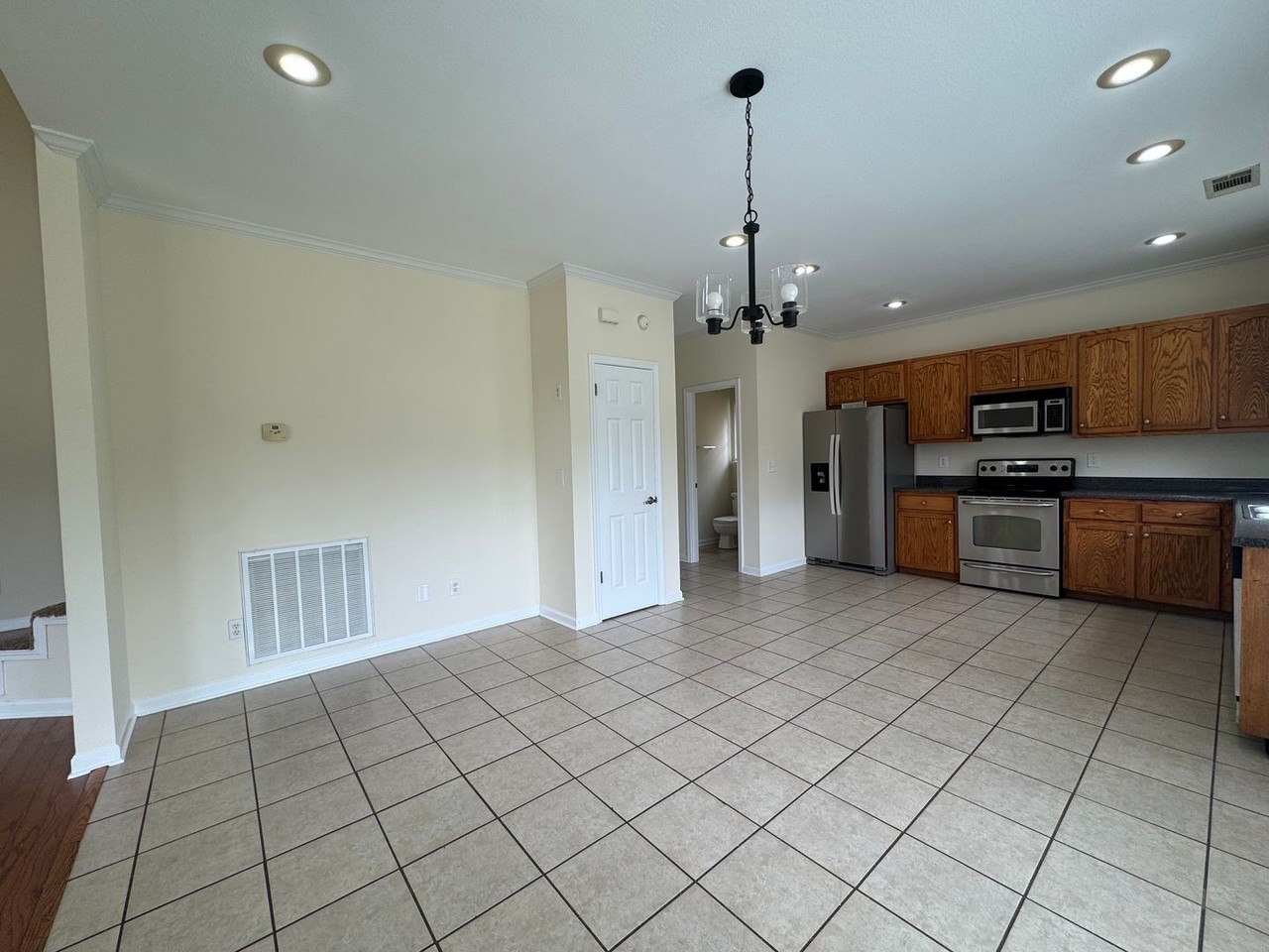 314 Hayat Loop - Photo 6 of 24