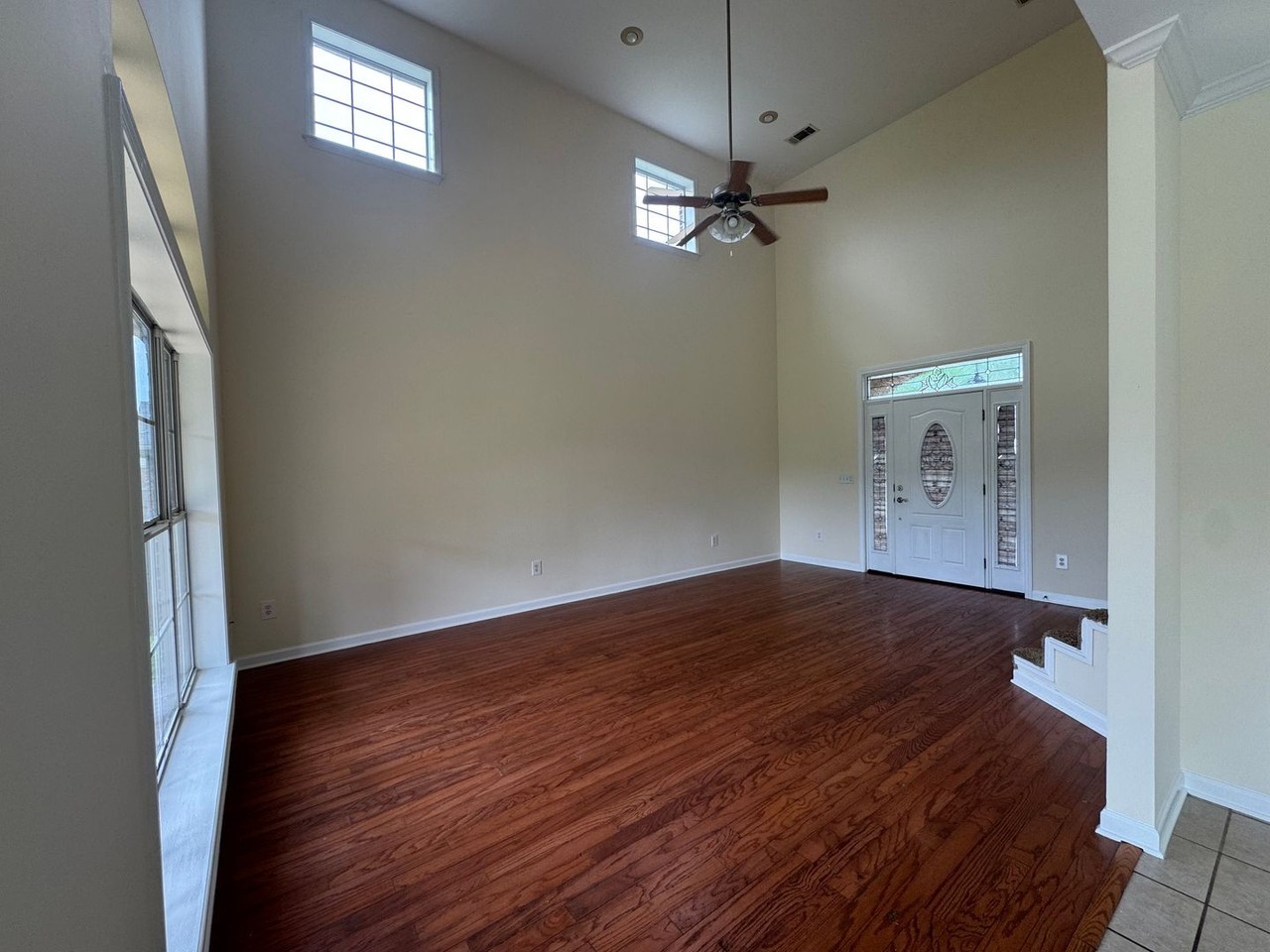 314 Hayat Loop - Photo 7 of 24