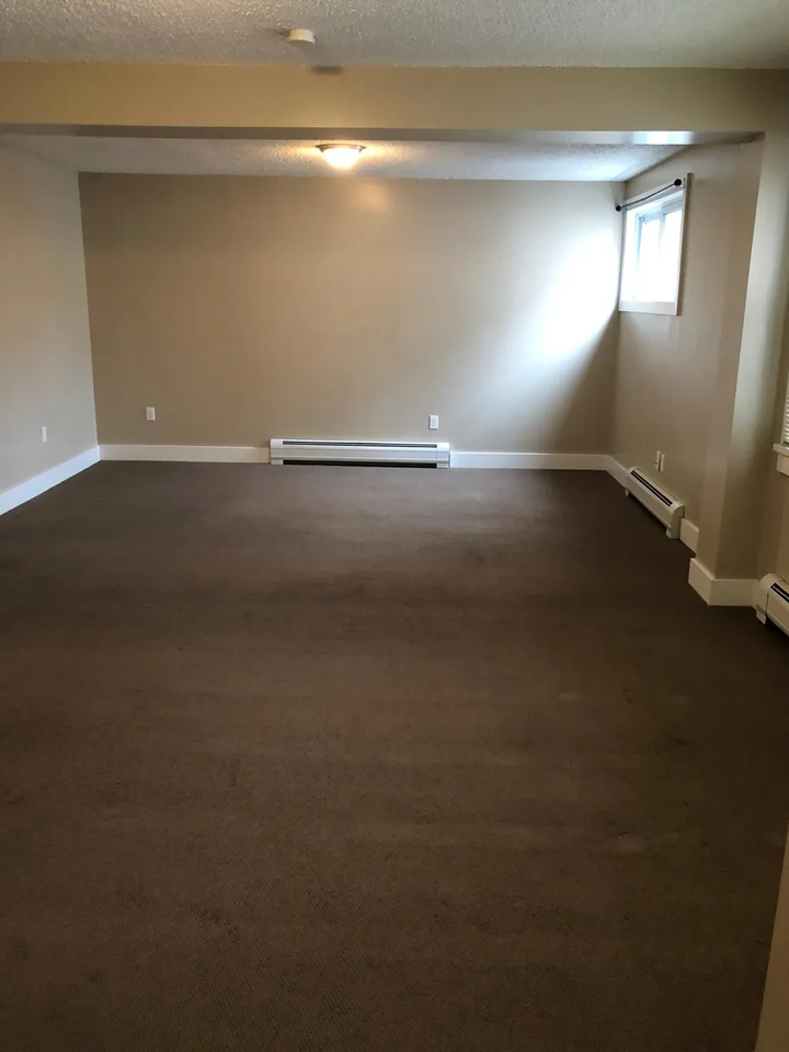 21 W Pine St #2A - Photo 3 of 8