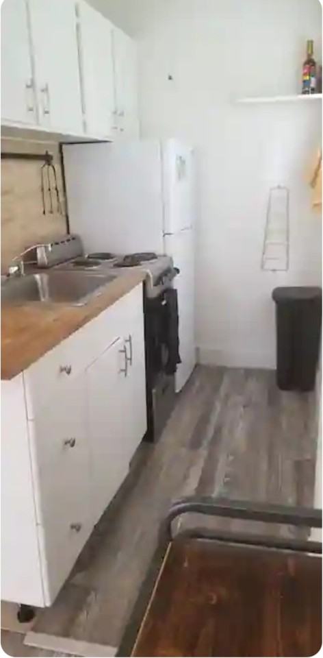 213 Sw 3rd Pl #1 - Photo 6 of 11