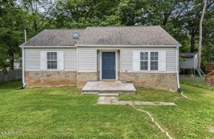 featured image of 2917 Woodmont Rd #3C